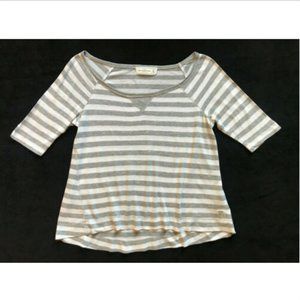 Abercrombie & Fitch Grey Striped Scoop Neck Shirt